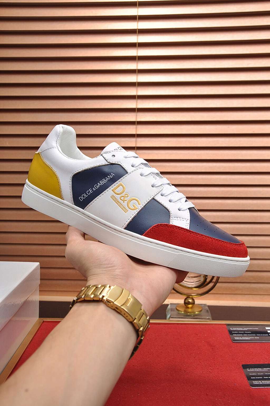 D*G sneaker